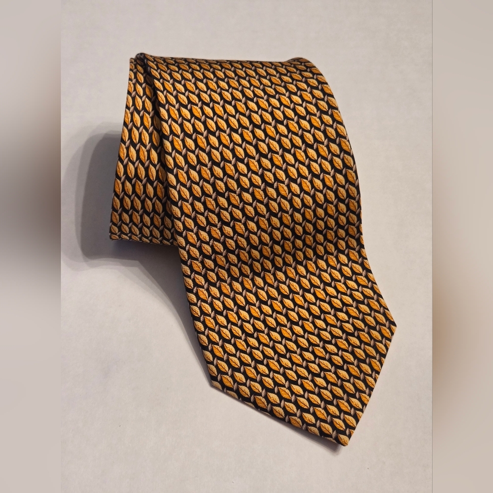 Salvatore Ferragamo Tie Gold Yellow Fall Leaves